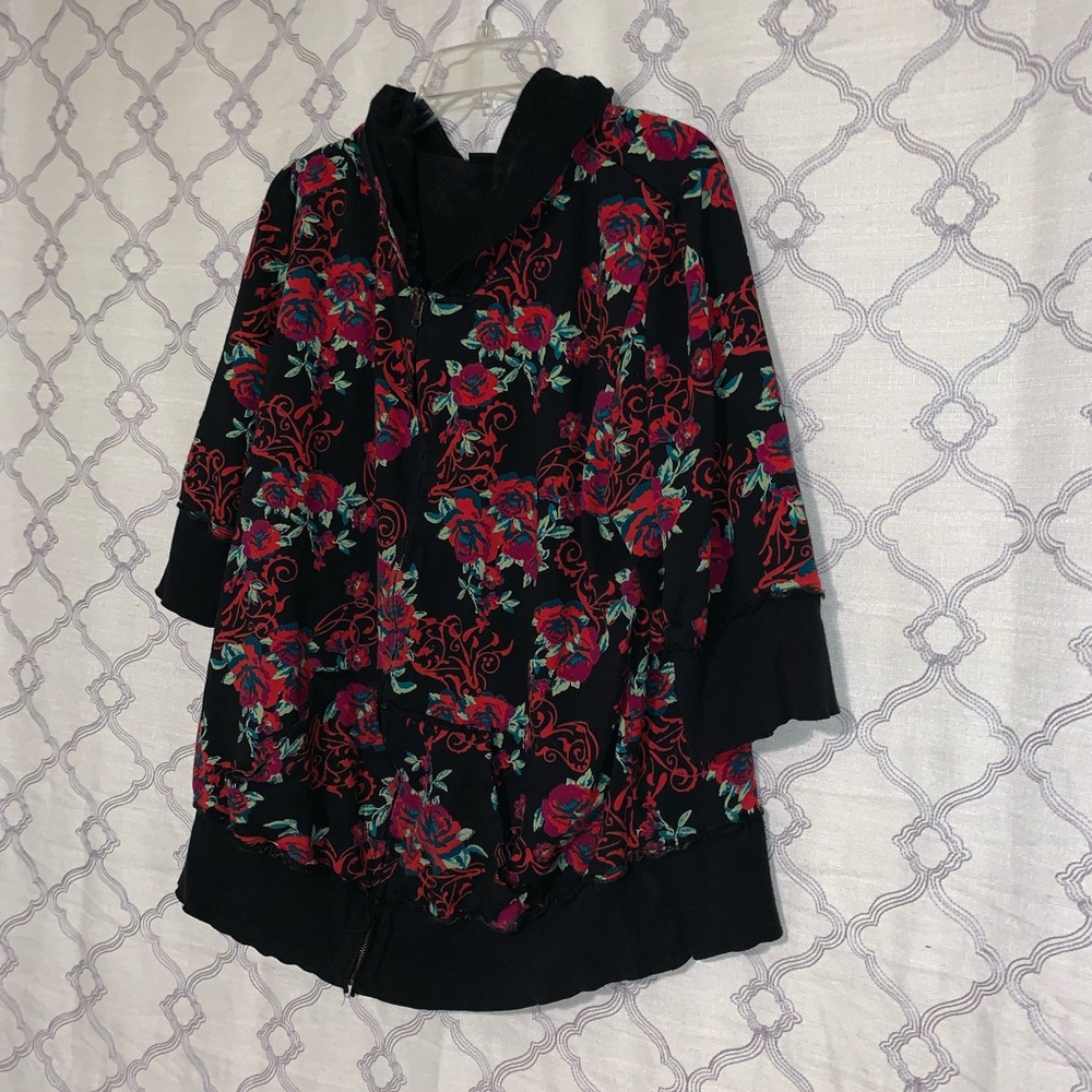 Rose Printed Black 3/4 Sleeve ZIP Up Hoodie
